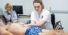 Consultations d'ostéopathie : Notre centre de consultations est ouvert pendant les vacances.